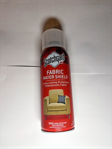 Scotchgard fabric water shield - water,